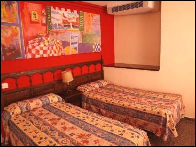 Descripci�n: http://www.hotelsitges.com/images/galerias/hotel-cid/cid1.jpg